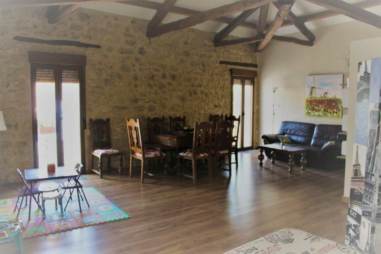Casa Rural Los Montones Carcelen Ngoại thất bức ảnh